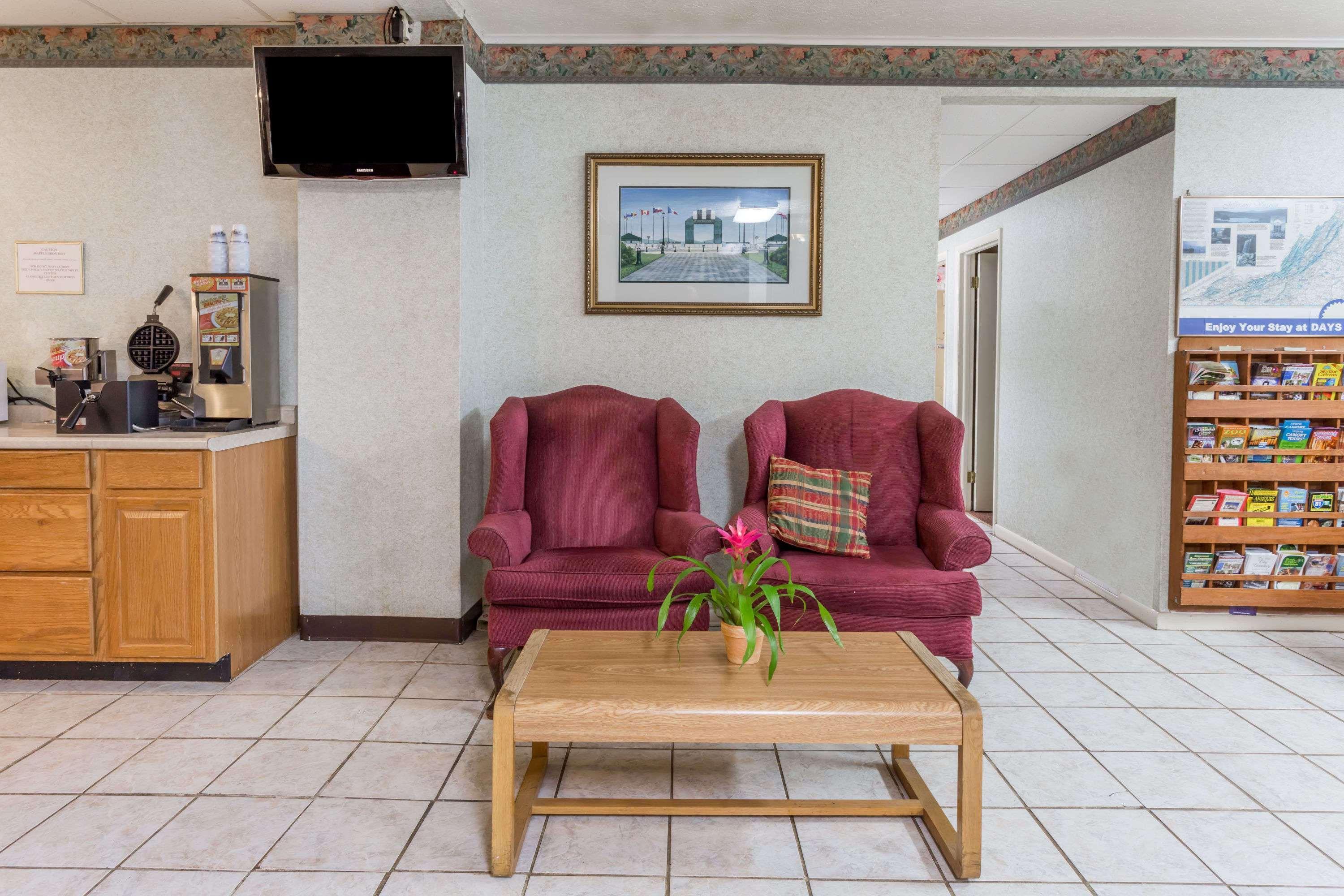 Days Inn By Wyndham Bedford Zewnętrze zdjęcie